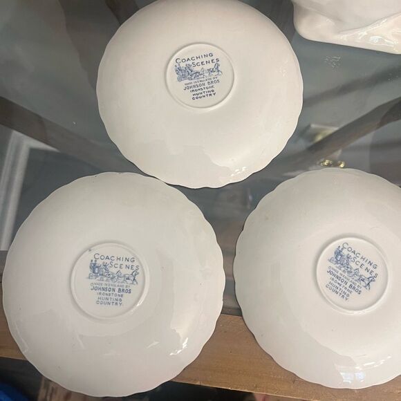 Johnson Bros Ironstone Hunting Country blue and White Small Plates set of 3 - Picture 2 of 6